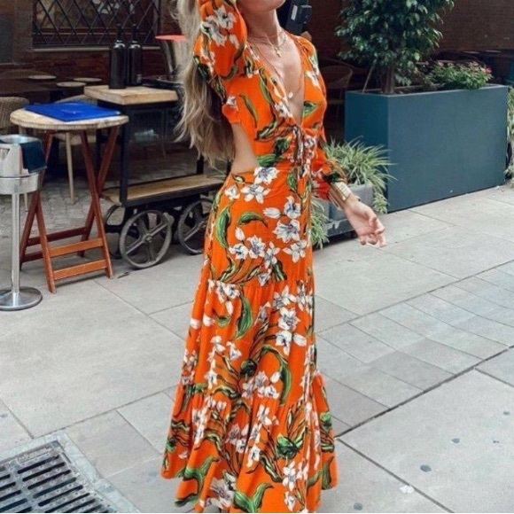 Zara Vibrant Orange Long Sleeve Dress. Vacation Ready - Preloved - Picture 8 of 16